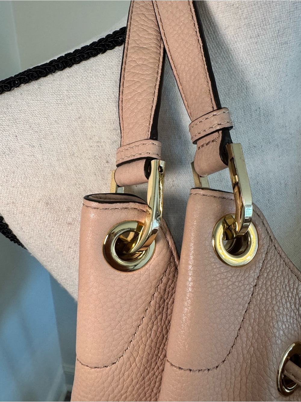 Michael Kors Blush Pink Pebbled Leather Tassel Drawstring Hobo - Picture 4 of 6